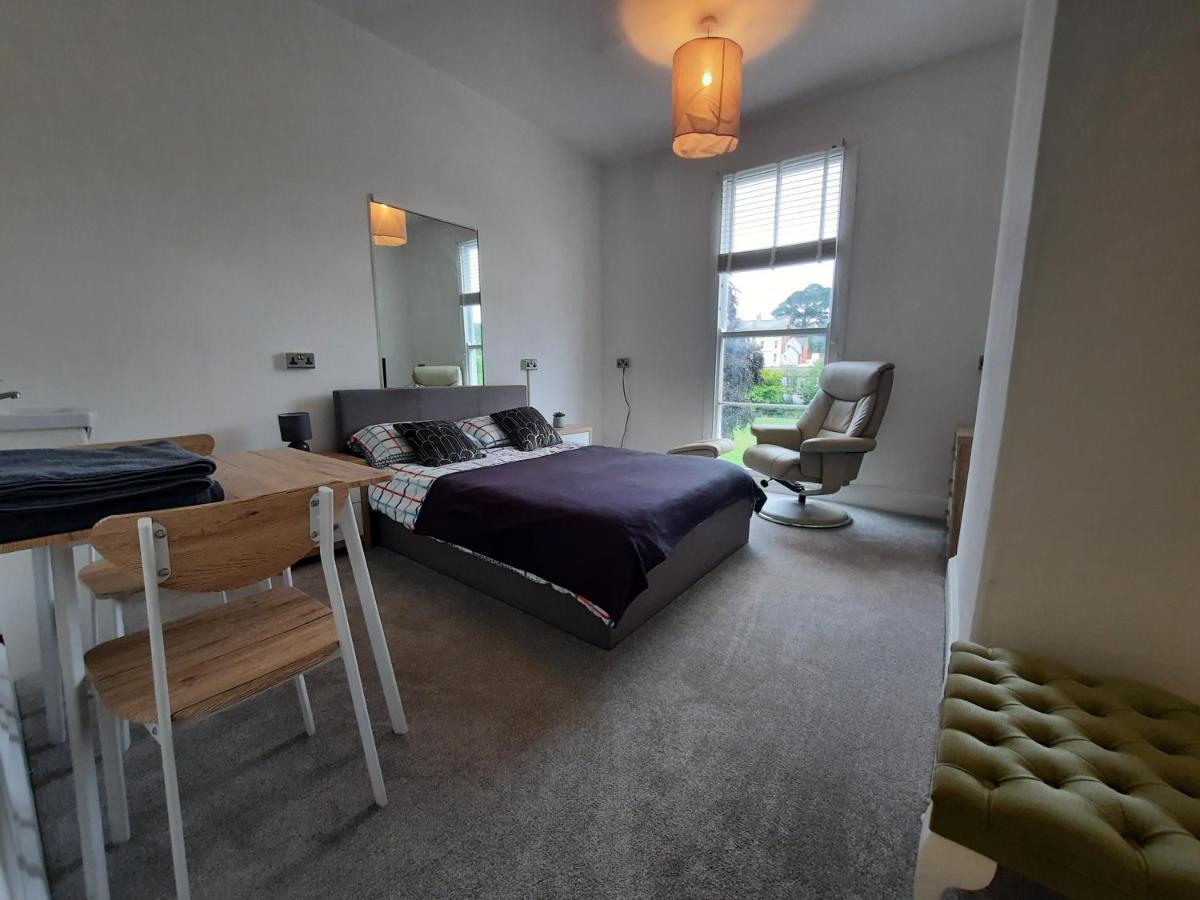 Dawlish Lawn View Apartment Exterior photo