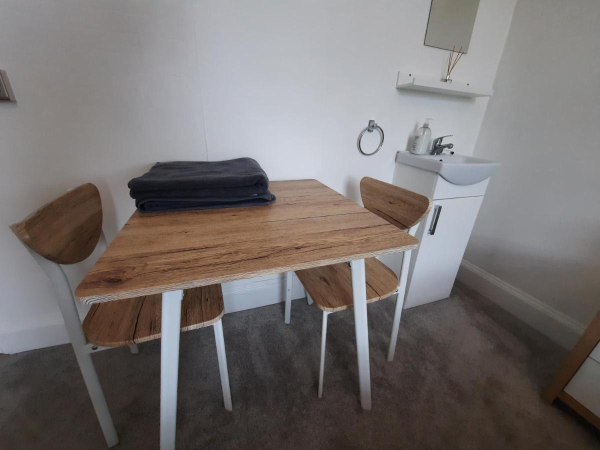 Dawlish Lawn View Apartment Room photo